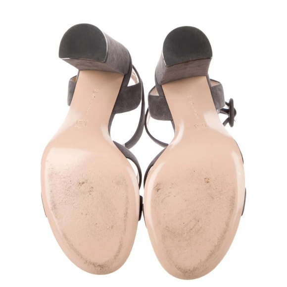 Gianvito Rossi Crossover Suede Sandals - Picture 5 of 5